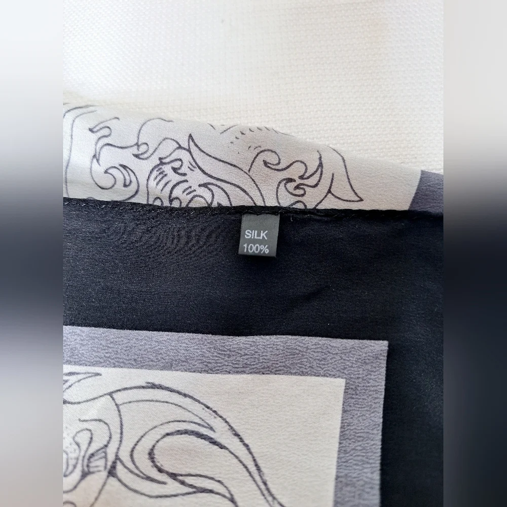 Harley-Davidson"The Biker Beauty In Silk"100% silk,biker core scarf,bonus shirt. - Picture 3 of 11